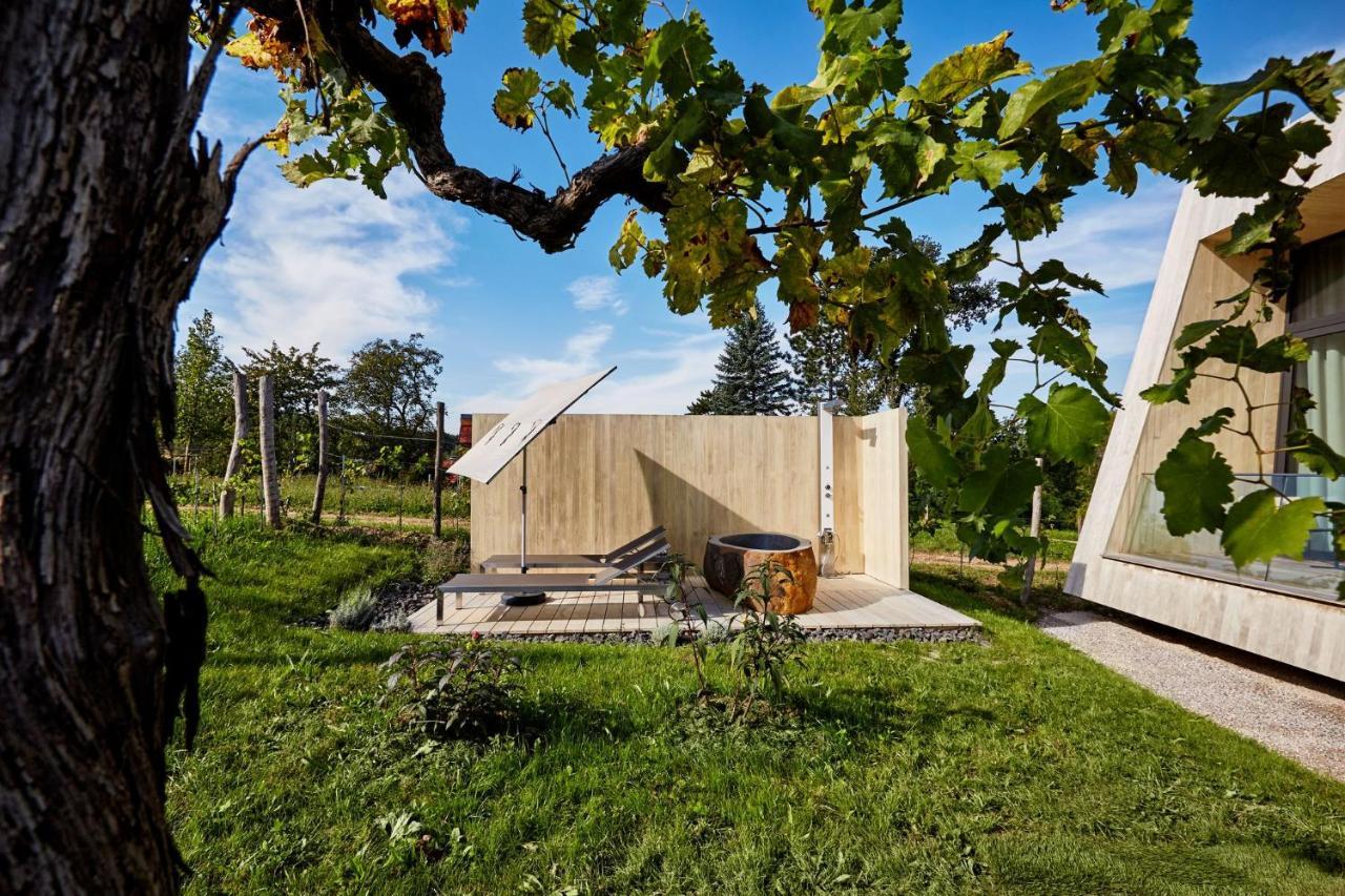 Gartenlofts Auf Gut Guntrams Schwarzau am Steinfelde Exterior photo